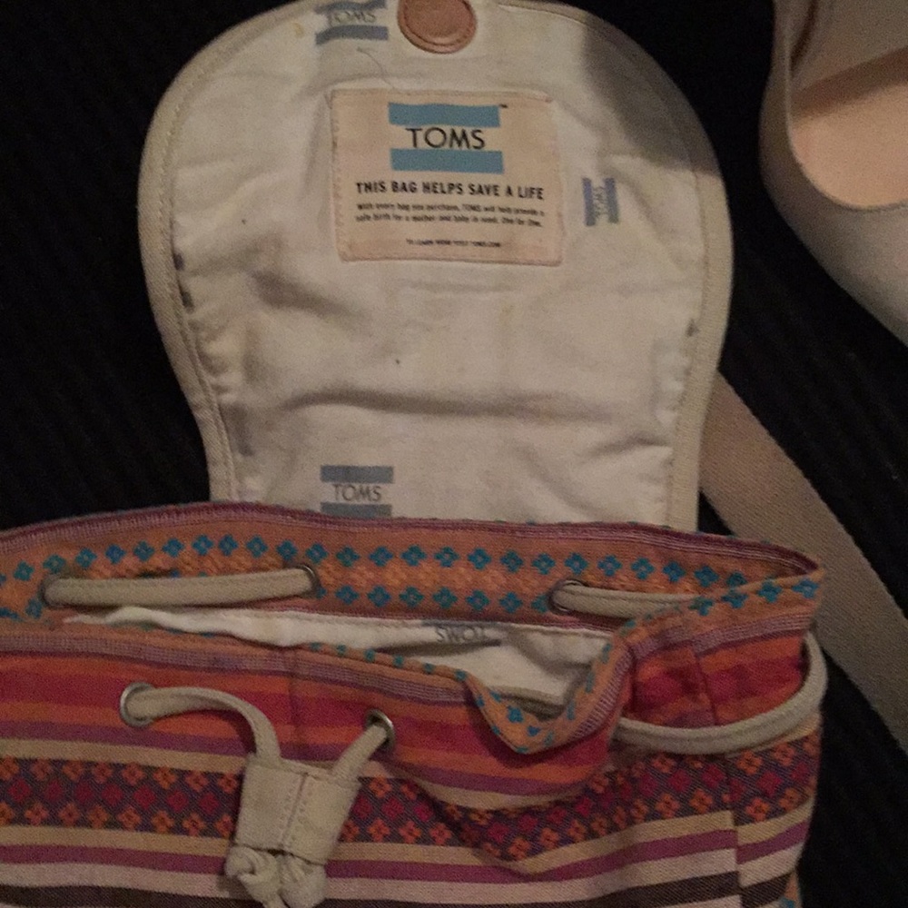Toms backpack - Picture 3 of 8